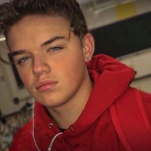 Meet your Posher, Jason